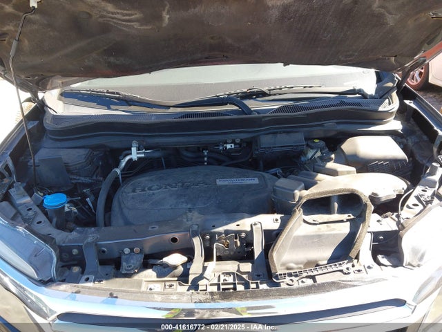 Honda Ridgeline Rts 2017 5FPYK3F49HB011804 Image 9