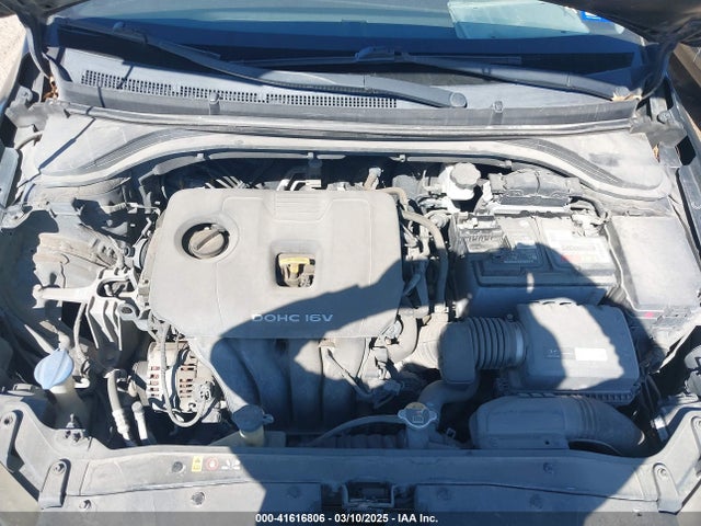 Hyundai ELANTRA SE 2017 5NPD74LF4HH192252 Image 10