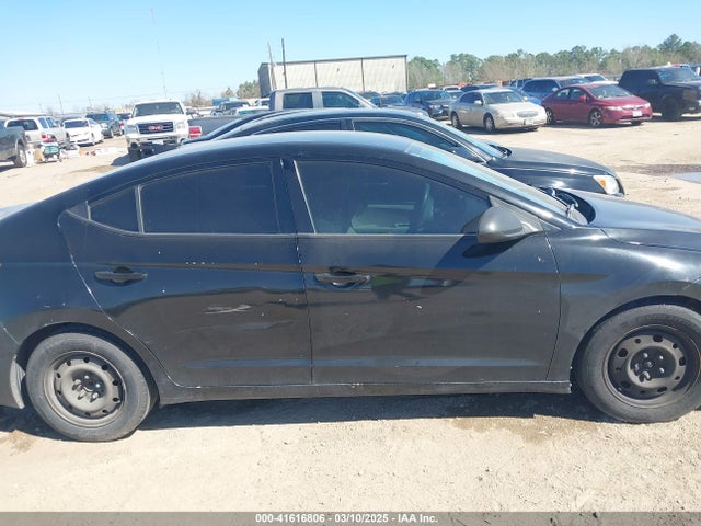 Hyundai ELANTRA SE 2017 5NPD74LF4HH192252 Image 13