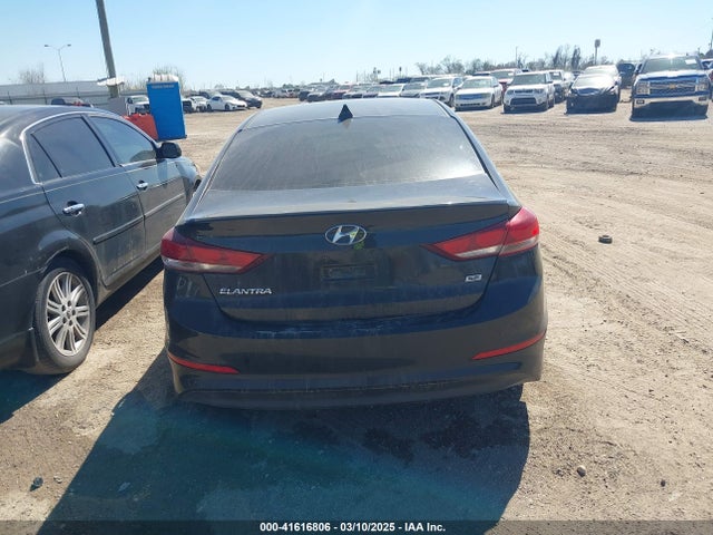 Hyundai ELANTRA SE 2017 5NPD74LF4HH192252 Image 16
