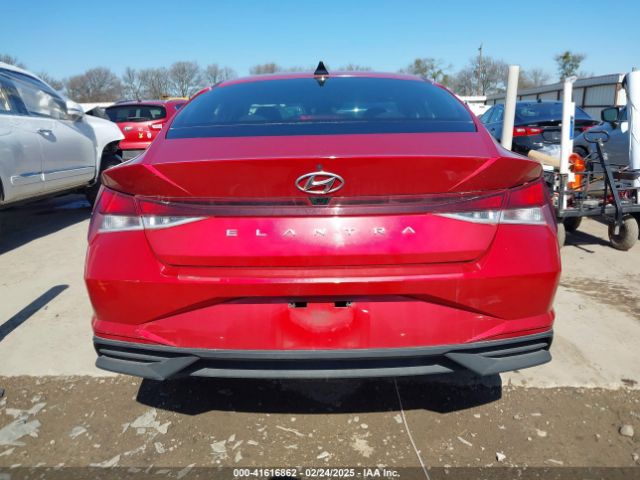 5NPLS4AG1NH072930 Hyundai ELANTRA SEL
