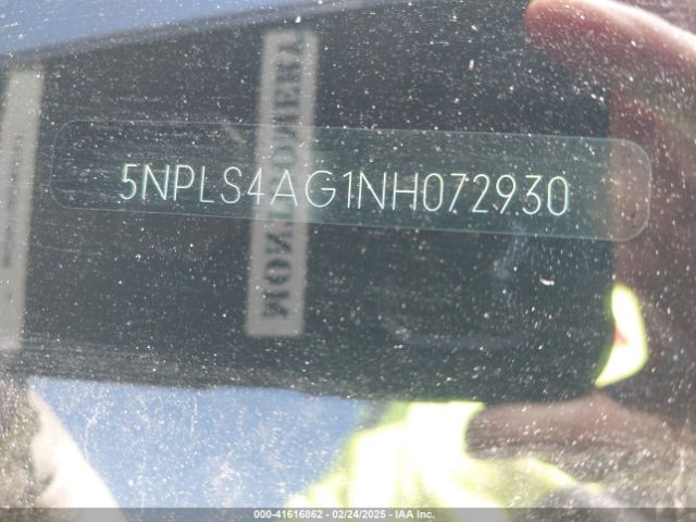 5NPLS4AG1NH072930 Hyundai ELANTRA SEL