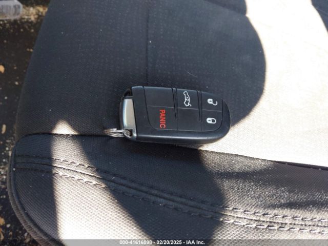 2016 CHRYSLER 200 1C3CCCAB4GN112453 Photo 10