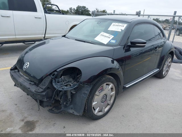 3VWJ17AT5GM636971 Volkswagen Beetle 1.8t Sel