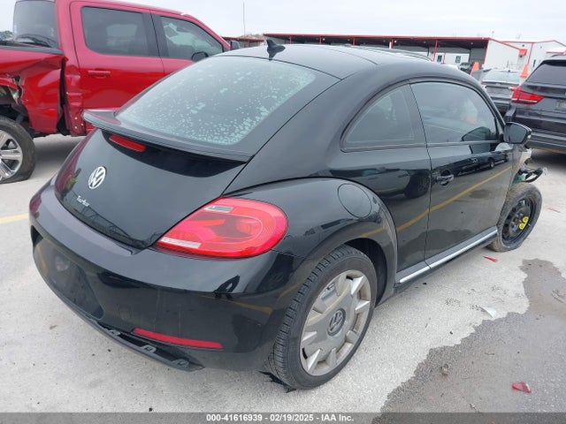 3VWJ17AT5GM636971 Volkswagen Beetle 1.8t Sel