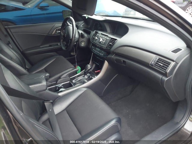 1HGCR2F58HA200407 Honda Accord Sport