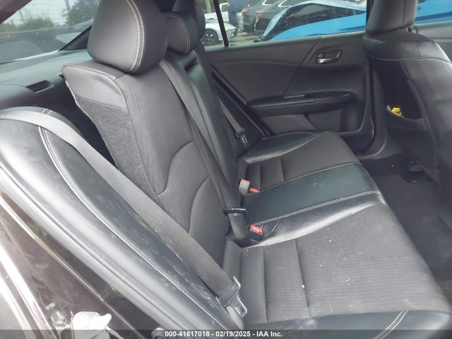 1HGCR2F58HA200407 Honda Accord Sport