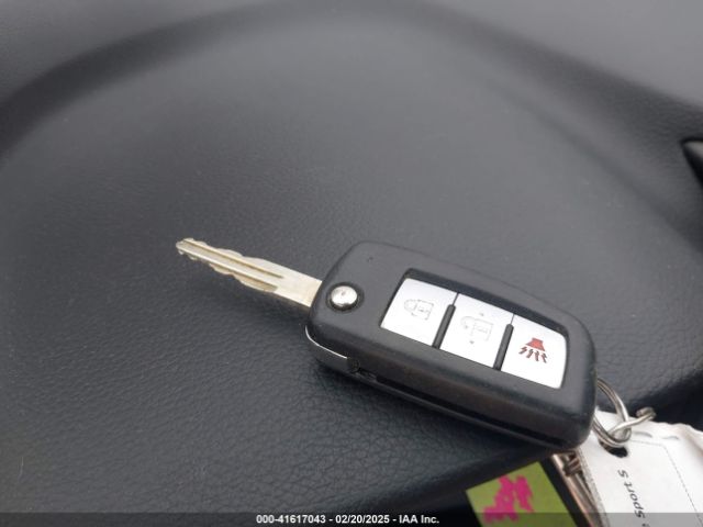 JN1BJ1CRXJW251356 Nissan Rogue Sport S