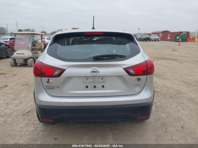 JN1BJ1CRXJW251356 Nissan Rogue Sport S