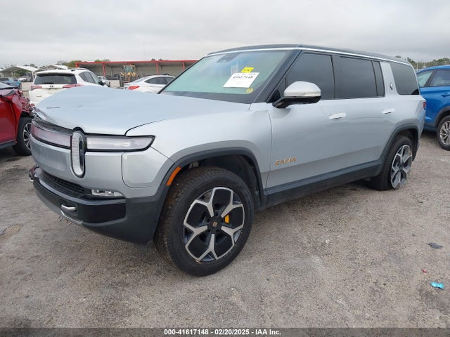 Rivian R1s Adventure Quad Motor Large Pack 2024 7PDSGABA9RN043583 Image 2