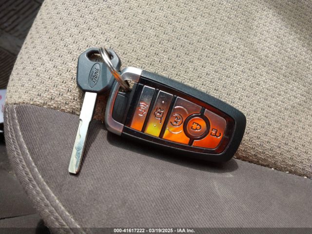 1FM5K8D81KGA38437 Ford EXPLORER XLT