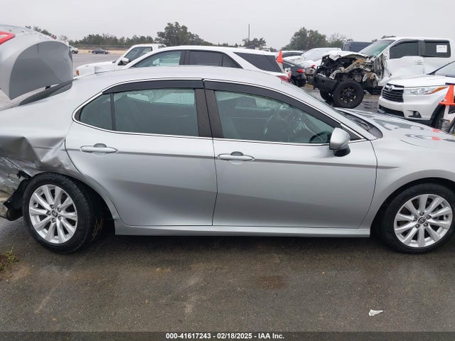 Toyota CAMRY LE 2020 4T1C11AK2LU958355 Image 14