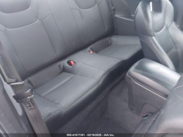 KMHHU6KJ2FU125398 Hyundai Genesis 3.8 Ultimate