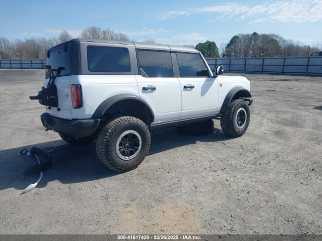 2024 FORD BRONCO 1FMEE9BP3RLA42126 Photo 3