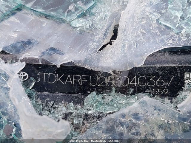 JTDKARFU2H3040367 Toyota Prius Three