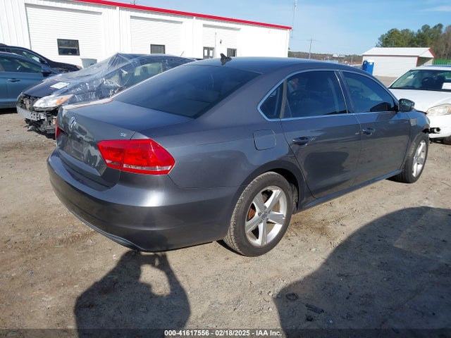 1VWBH7A31EC019226 Volkswagen Passat 2.5l Se