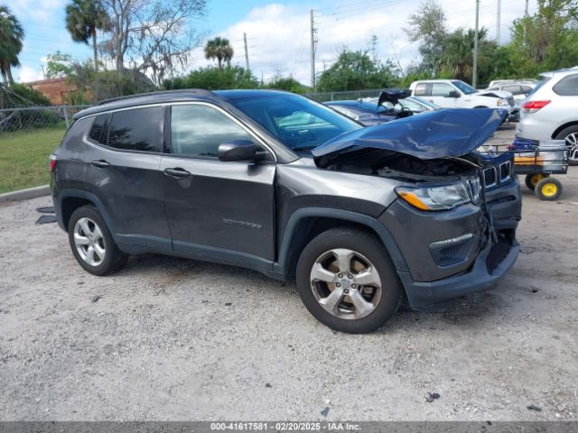 3C4NJDBB4JT192312 Jeep Compass Latitude 4x4