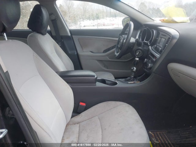 5XXGM4A7XFG476950 KIA Optima Lx