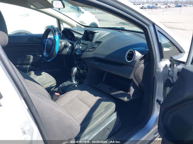 Ford FIESTA SE 2019 3FADP4EJXKM149396 Image 5