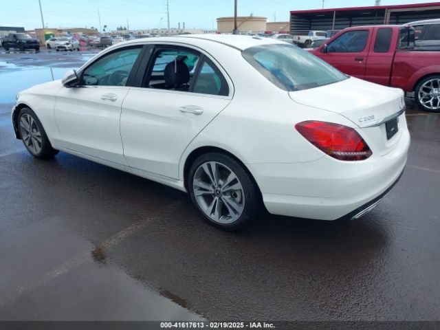 2021 MERCEDES-BENZ C 300 W1KWF8DB4MR648063 Photo 2