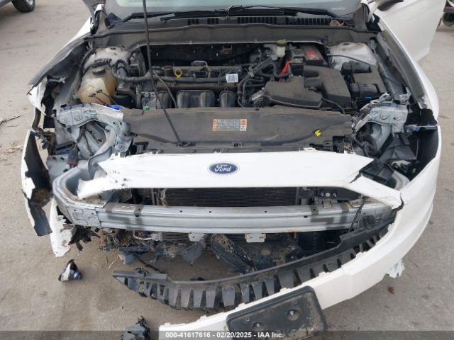 3FA6P0H79JR107451 Ford FUSION SE