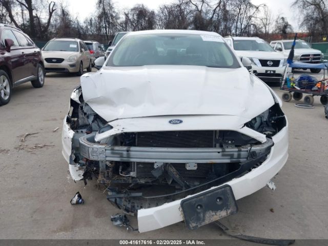 3FA6P0H79JR107451 Ford FUSION SE