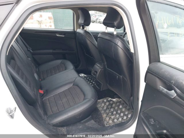 3FA6P0H79JR107451 Ford FUSION SE