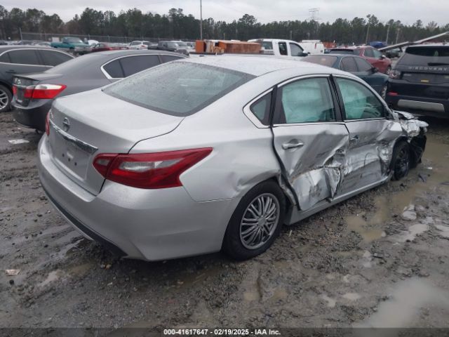 1N4AL3AP0JC201556 Nissan Altima 2.5 S