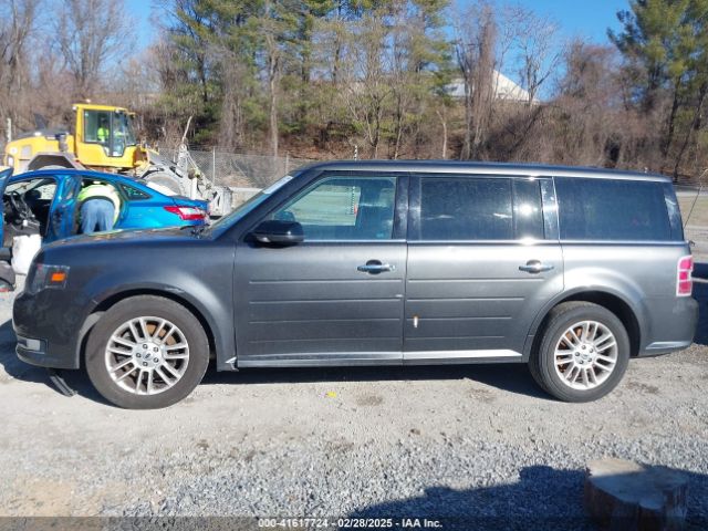2FMGK5C89GBA23210 Ford FLEX SEL