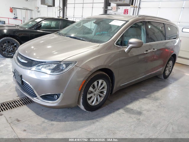 2C4RC1BG3JR148925 Chrysler Pacifica