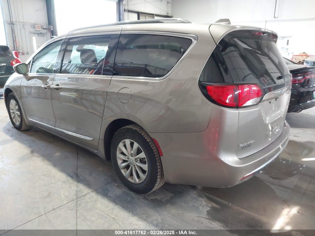 2C4RC1BG3JR148925 Chrysler Pacifica