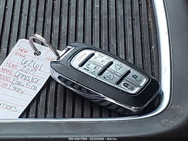 2017 CHRYSLER PACIFICA 2C4RC1EGXHR518242 Photo 10