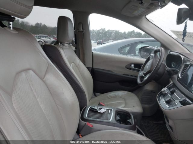 2017 CHRYSLER PACIFICA 2C4RC1EGXHR518242 Photo 4