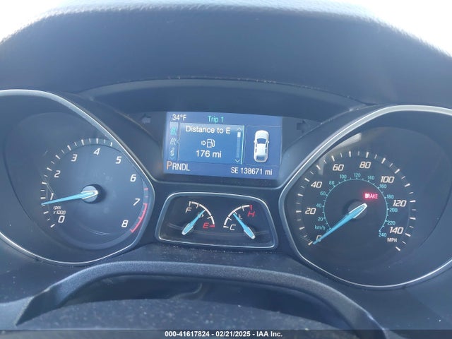 Ford FOCUS SE 2014 1FADP3F29EL338922 Image 7