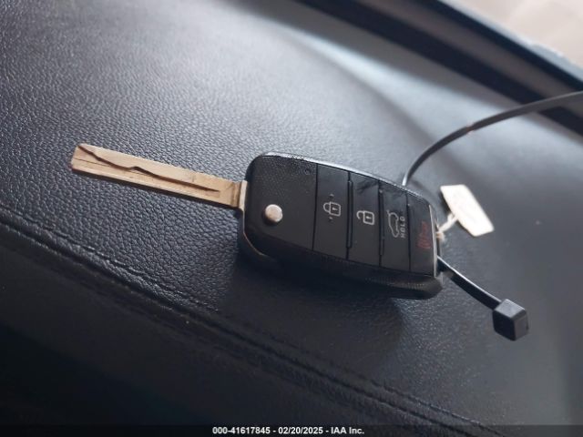 5XYPGDA37LG647486 KIA Sorento 2.4l Lx