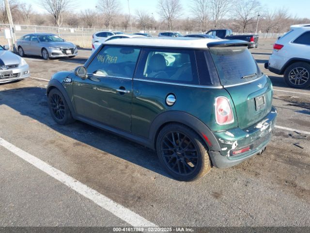 2012 MINI COOPER S WMWSV3C5XCTY29340 Photo 2