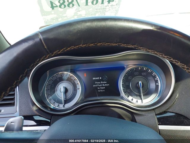 2C3CCABT8NH104020 Chrysler 300 S