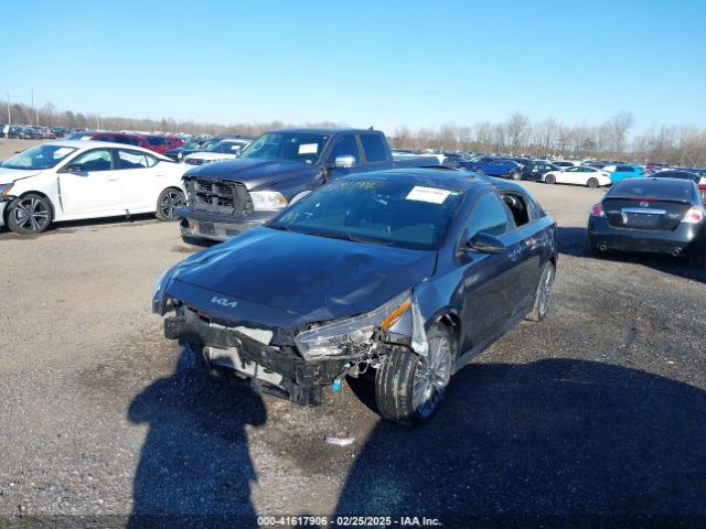3KPF54AD8PE529301 KIA Forte Gt-line