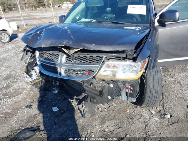 3C4PDCBGXKT834992 Dodge JOURNEY SE