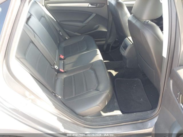 1VWAT7A3XFC057484 Volkswagen Passat 1.8t Wolfsburg Edition