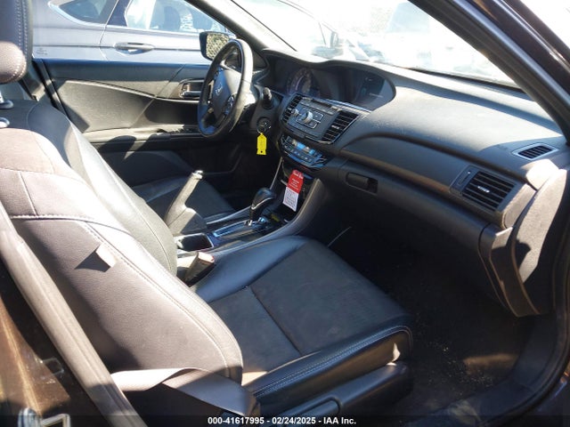 1HGCR2F5XHA173338 Honda Accord Sport