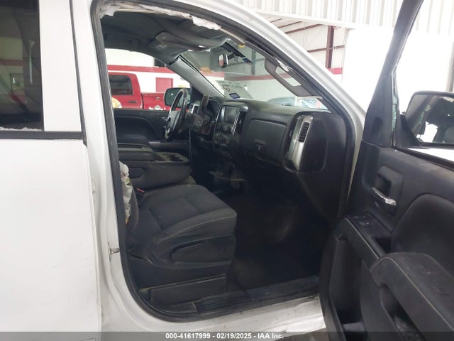 3GCPCREC2JG405982 Chevrolet Silverado 1500 1lt