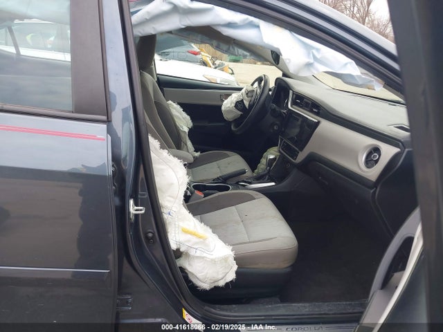 2T1BURHE0KC141077 Toyota COROLLA LE