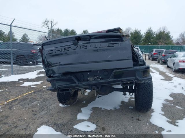 1GCPYFEDXNZ233067 Chevrolet Silverado 1500 Ltd 4wd  Short Bed Lt Trail Boss