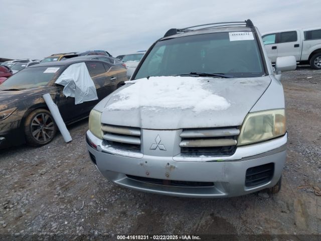 2004 MITSUBISHI ENDEAVOR 4A4MN31SX4E025042 Photo 5