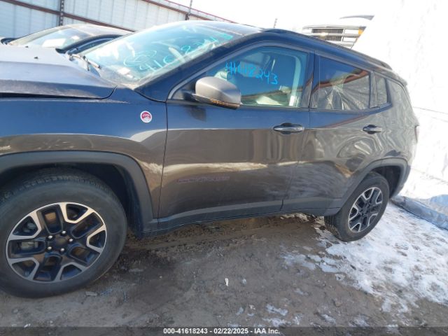 3C4NJDDB3KT602029 Jeep Compass Trailhawk 4x4