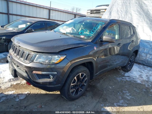 3C4NJDDB3KT602029 Jeep Compass Trailhawk 4x4