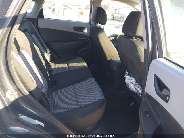 KM8K12AA9LU427209 Hyundai Kona Se