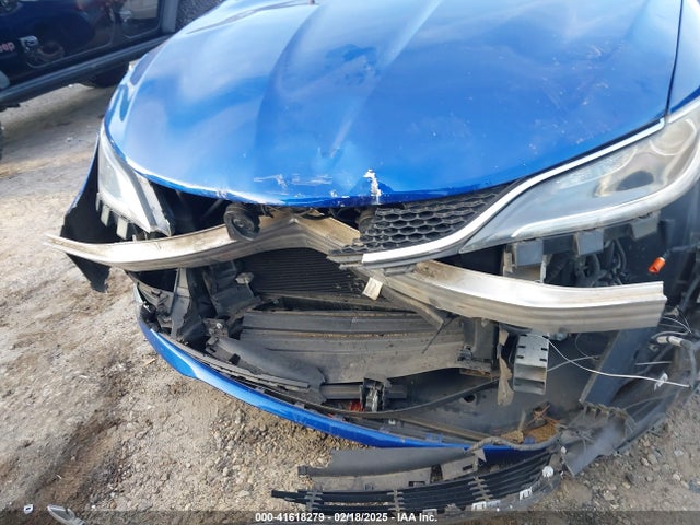 Chrysler 200 Limited 2015 1C3CCCAB5FN679253 Image 14