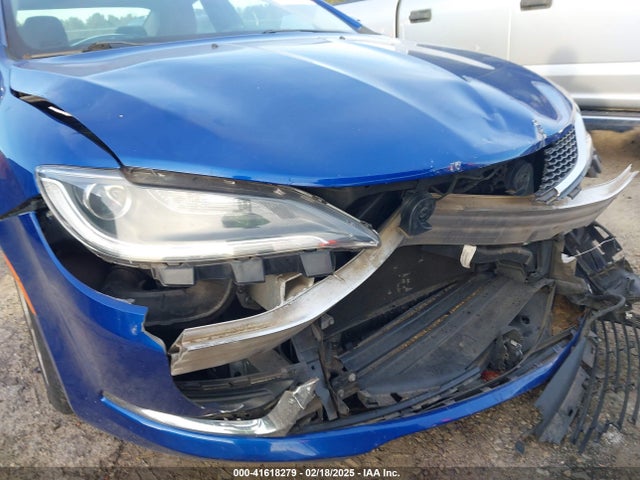 Chrysler 200 Limited 2015 1C3CCCAB5FN679253 Image 15